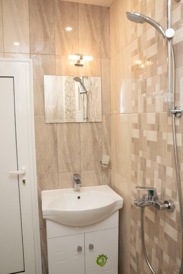 Апартаменти За Гости Бошнакови Devin Extérieur photo