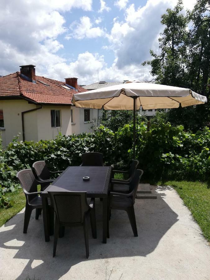 Апартаменти За Гости Бошнакови Devin Extérieur photo